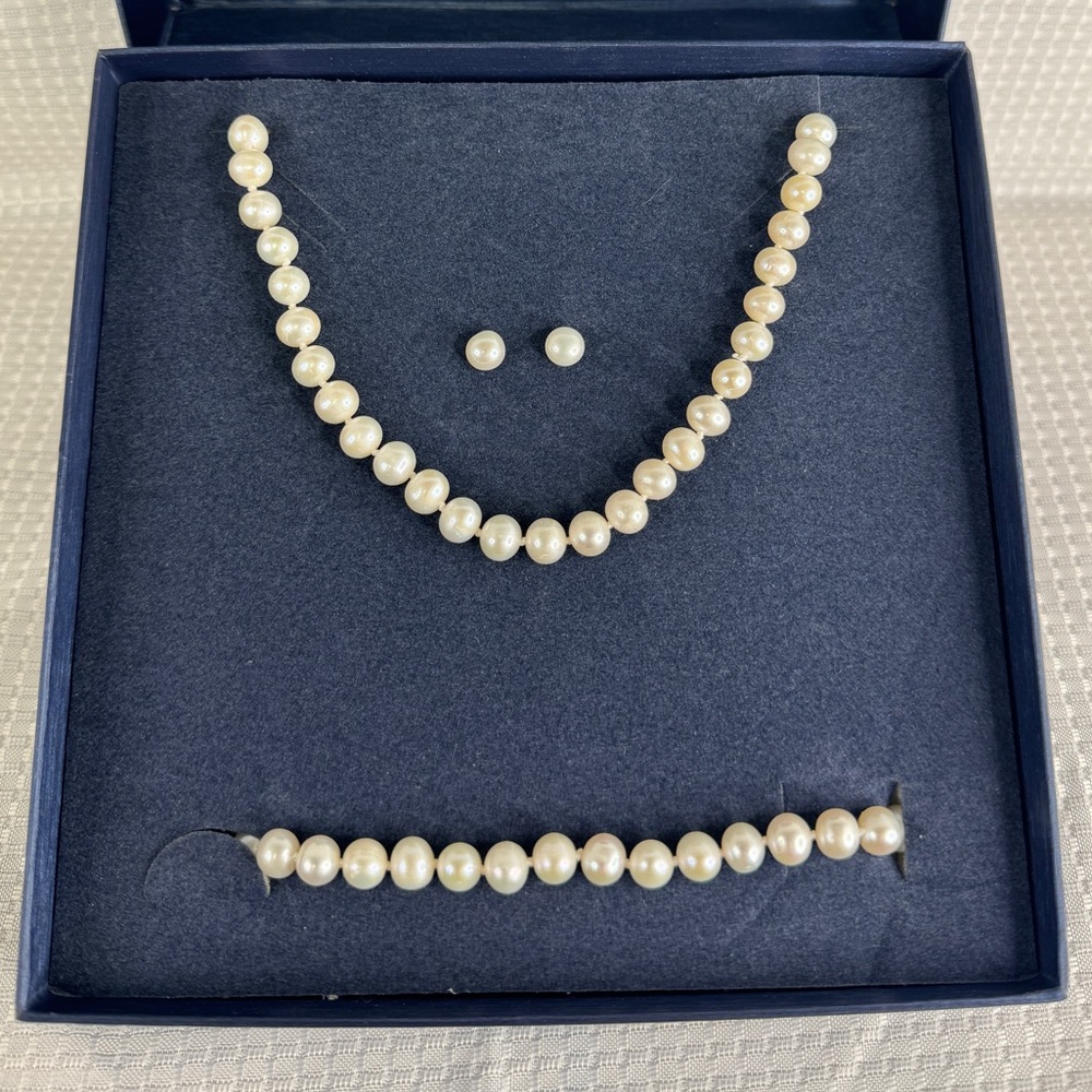 7mm White Cultured Freshwater Pearl Sterling Silver Necklace Bracelet St…
